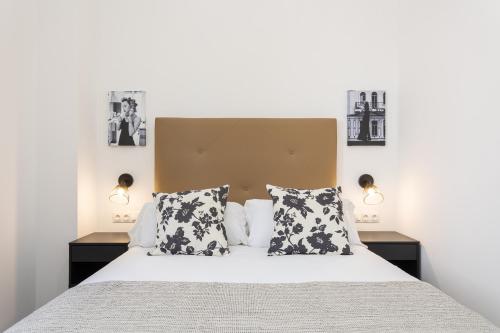 Holidays2Malaga Picasuss Loft New Built Close Huelin Beach and Promenade