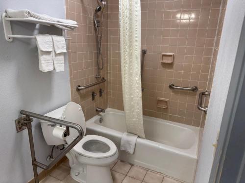 Un baño de Newnan Nook