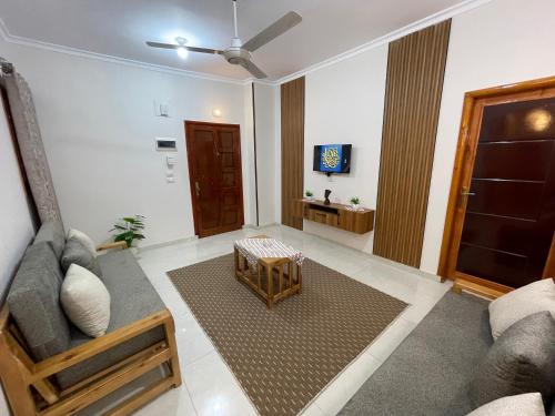 Luxe Nest Luxor Serviced Apartments 201