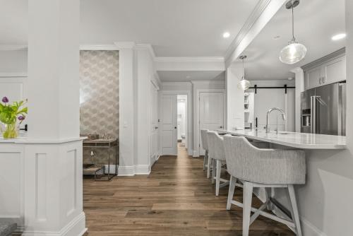 Ảnh trong thư viện ảnh của Elegant Reynolds Lake Oconee - Golf and Serenity ở Greensboro