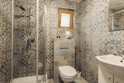 Et badeværelse på Agroturystyka Monte Luna