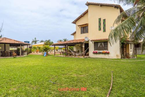 Το κτήριο όπου στεγάζεται  η παραθεριστική κατοικία