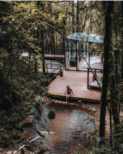 Naturlandskabet i nærheden af luksusteltet