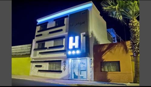 Budova, kde se hotel nachází