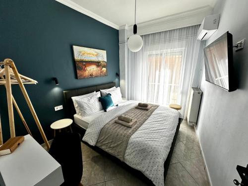 Giường trong phòng chung tại GM Center Apartment