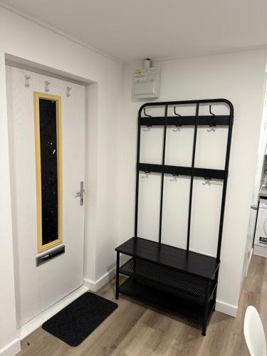 Fotografie z fotogalerie ubytování Stylish Modern Gatwick Studio, Free Parking, Free WiFi v destinaci Copthorne