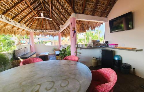 Μια τηλεόραση ή/και κέντρο ψυχαγωγίας στο Casa Rosa Paradise