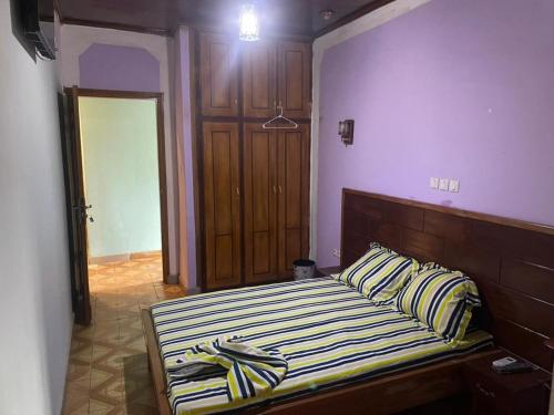 Postel nebo postele na pokoji v ubytování Complexe la samaritaine 2