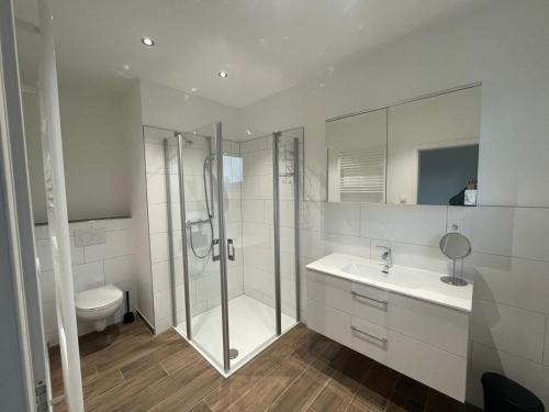 Et badeværelse på Ferienhäuser Wintermoor