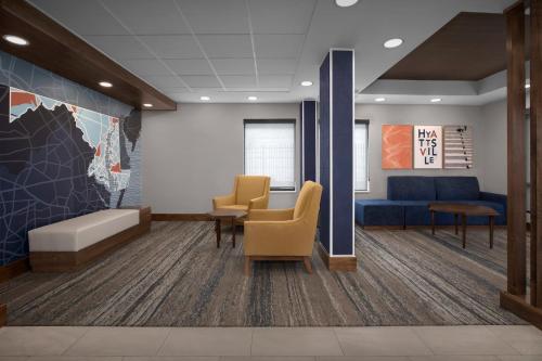 Posezení v ubytování Holiday Inn Express Washington DC-BW Parkway by IHG