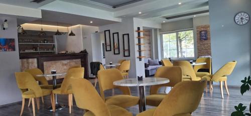 Χώρος καθιστικού στο Veal