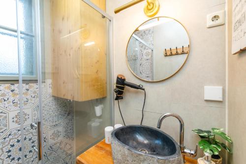 Ένα μπάνιο στο Romantisches Weinkellerhäuschen mit Whirlpool