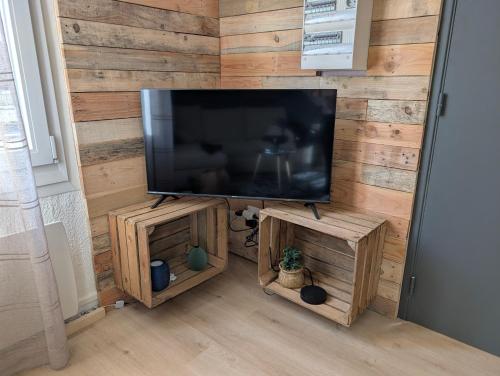 Μια τηλεόραση ή/και κέντρο ψυχαγωγίας στο Duplex Le Glamour proche hyper centre