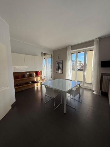 Bright house between Navigli and Parco Solari