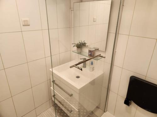 Appartement-Next to Alesia métro station