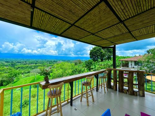 Un balcon sau o terasă la Hotel Mirador Quindío Eje Cafetero
