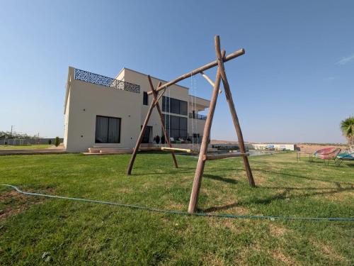 Budova, kde se vila nachází