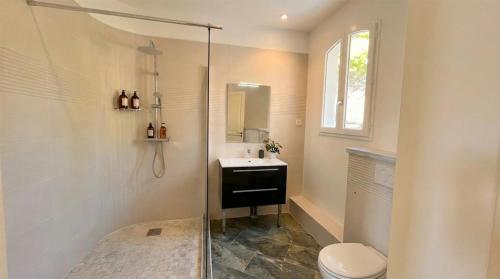 Ένα μπάνιο στο Pearl of Paradise