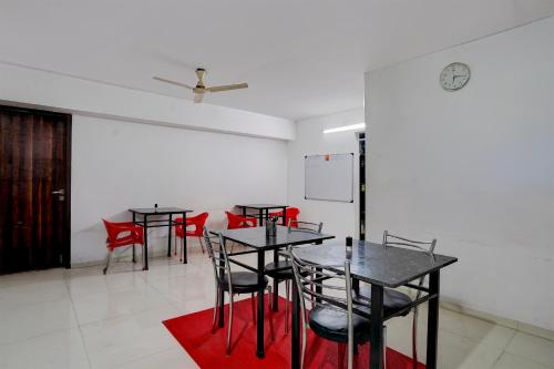 Φωτογραφία από το άλμπουμ του Collection O Magarpatta City Formerly Ekab Hospitality σε Mundhwa