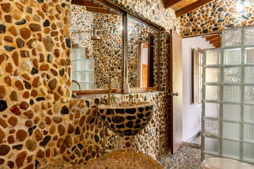 Koupelna v ubytování The Secret Buddha