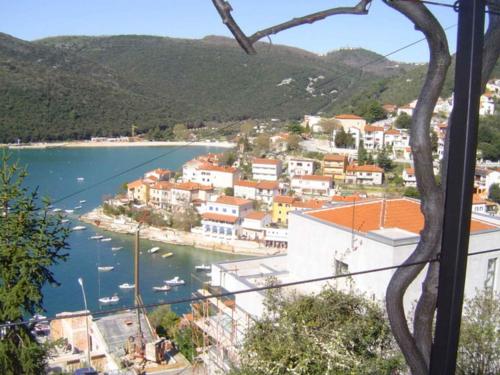 Apartments in Rabac 51833