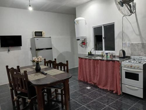 Køkken eller tekøkken på Amplio departamento zona céntrica