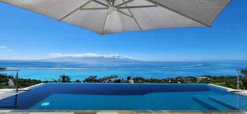 Πισίνα στο ή κοντά στο Villa Manatea