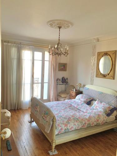 Prestigious Parisian vintage