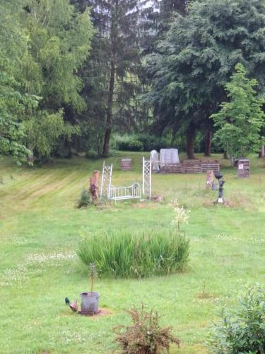 Κήπος έξω από το Cocon Nature