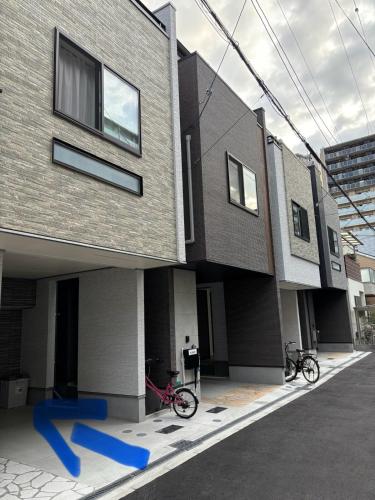 1-minute walk from JR Sakuranomiya Station in Miyakojima Ward, 4 minutes by train to Osaka Station, newly built house