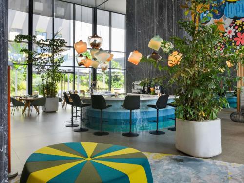 Un lugar para sentarse en Novotel Abidjan Marcory