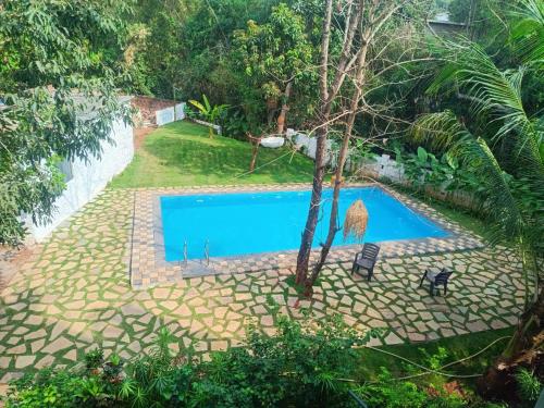 Bazén v ubytování Arohha nebo v jeho okolí