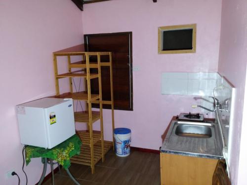 Kuchyň nebo kuchyňský kout v ubytování Bluepango Guest House