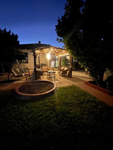 Imagen de la galería de Comfortable Room in heart of Burbank, en Burbank