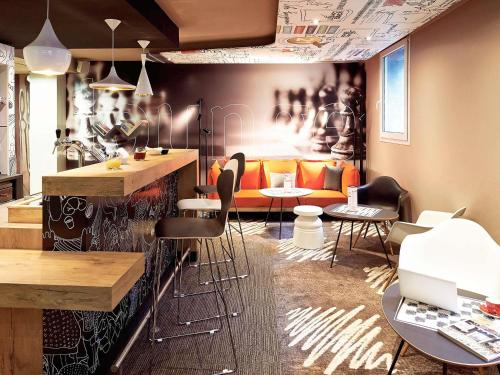 O zonă de relaxare la ibis Strasbourg Centre Petite France