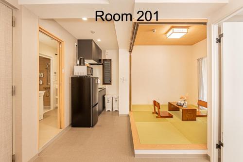 5-Min Walk to Yamanote Line, Newly Renovated APT in Prime Location, Quiet Neighborhood