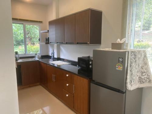 Kuchyň nebo kuchyňský kout v ubytování Silent Palm Samui