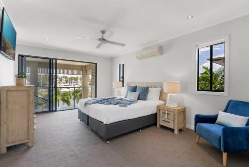 En eller flere senge i et værelse på Belle Escapes The Mariner