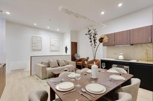Elegant Apartment - 2BD 6P - Hôtel de Ville