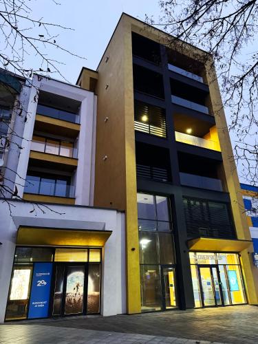 El edificio en el que está el departamento