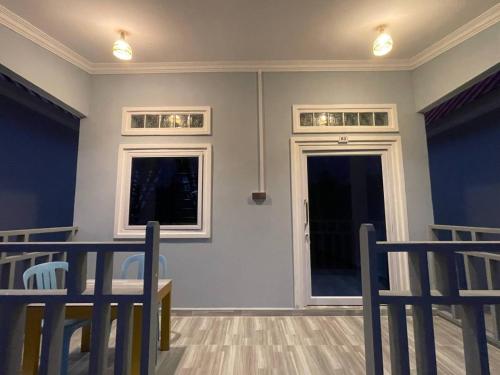 Et tv og/eller underholdning på Flower Bungalow Mpai Bay