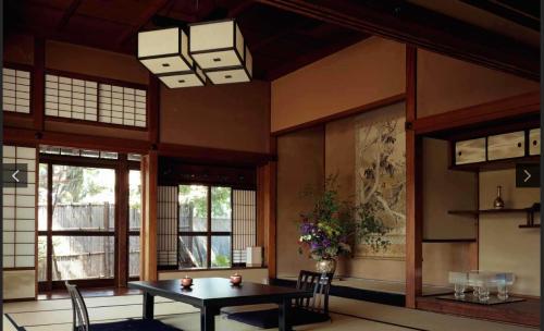 Coin salon dans l'établissement Jinya Ryokan