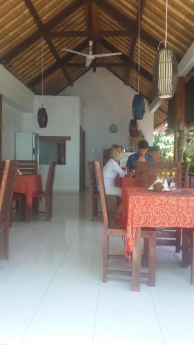 Gallery image of Beten Enjung Home Stay&waroeng in Amed