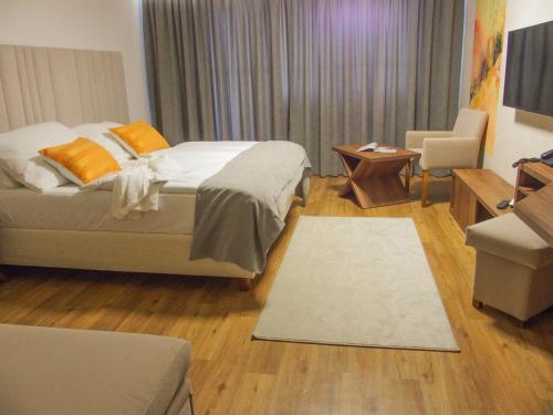 Φωτογραφία από το άλμπουμ του Hotel Victoria σε Martin