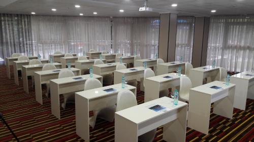 Οι επιχειρηματικές εγκαταστάσεις ή/και οι αίθουσες συνεδριάσεων στο Aria Hotel Chisinau