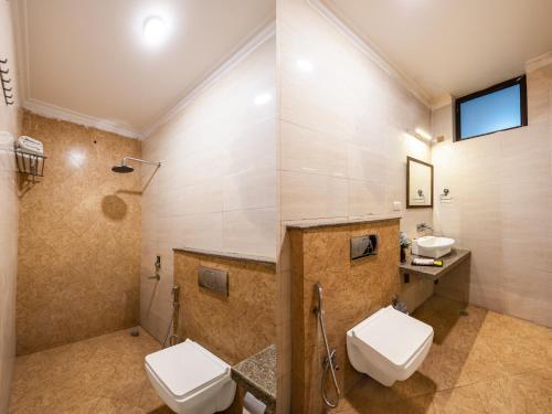 O baie la Hotel Admire Inn Sec - 44 By ASPL