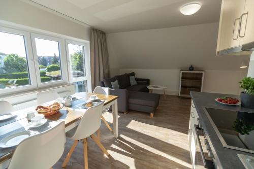 Hotel Haus am Meer Kühlungsborn in direkter Strandlage, Zimmer mit Meer- oder Gartenblick, teils Balkon & Frühstück zubuchbar in historischer Villa photo 60