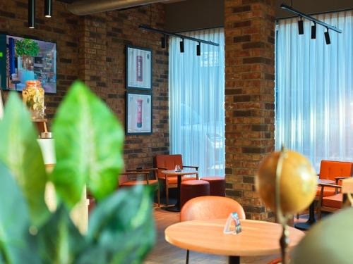 B&B HOTEL Birmingham Centre photo 12