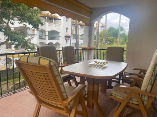 Marbella Sun Retreat • 3BR for 6 - Pass the Keys