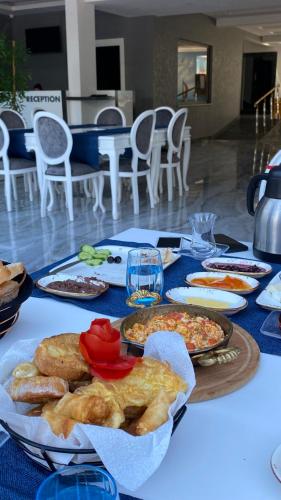 Đồ ăn tại/gần khách sạn